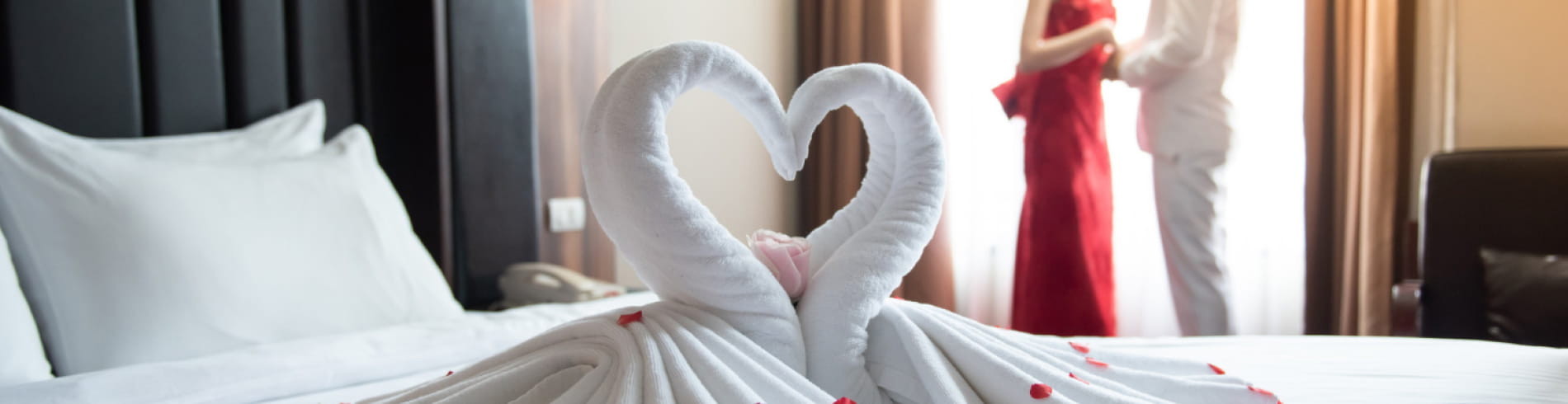 Best Honeymoon Registries & How to Set One Up