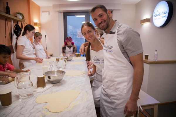 Gelato and Pizza-Making Class in Florence