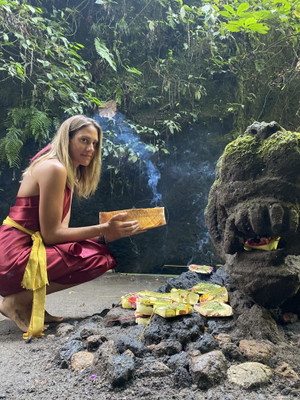 Spiritual Essence with Eat, Pray, Love Tour