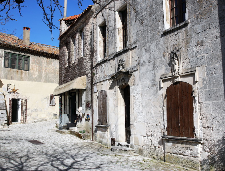Medieval Villages Les Baux and St Rémy de Provence and Alpilles