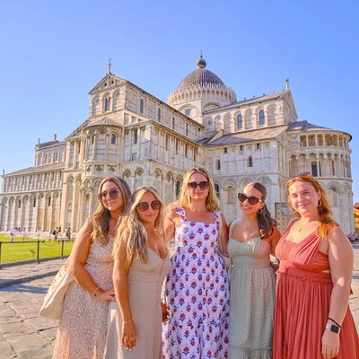 Highlights of Tuscany Semi-Private Tour with Lunch and Wine