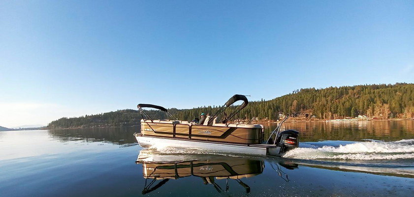 Deluxe Pontoon Rental