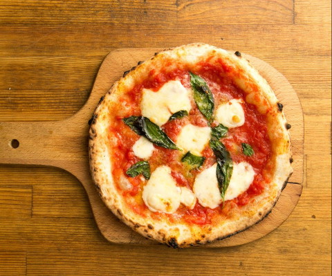 Pizza Tasting and City Center Walking Tour