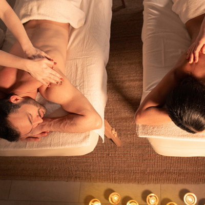 90-minute Couple’s Massage Livonia
