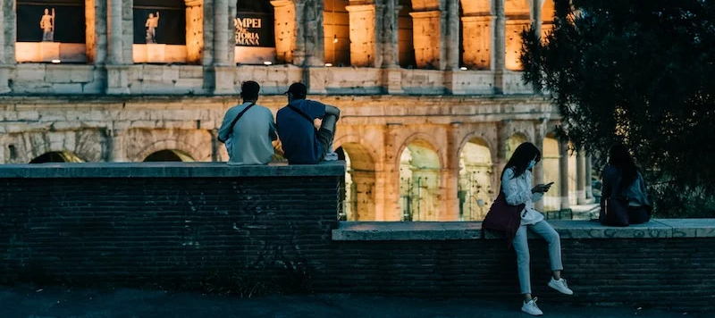 Rome Night Walk: Colosseum, Pantheon & Trevi Fountain