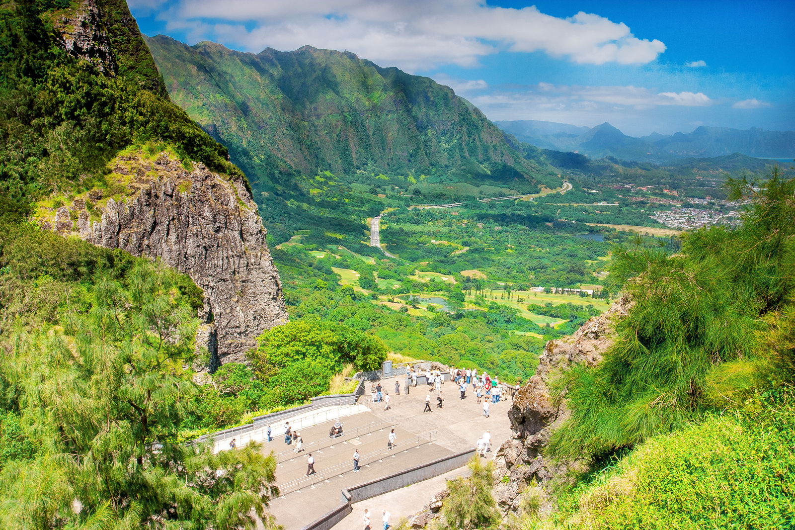 Oahu Sites and Bites Food Tour