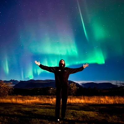 Northern Lights 4x4 Tour with Photo, Pastries, and Hot Cocoa