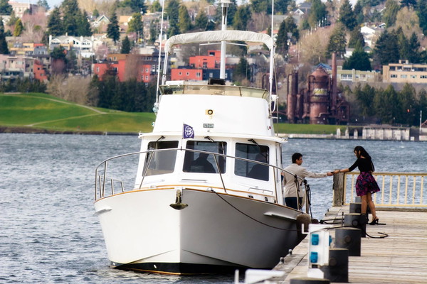 Lake Washington Sailing or Power Yacht Cruise