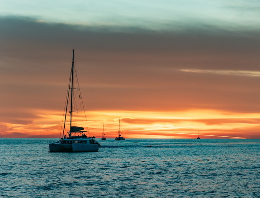 Private Sunset Sailing Catamaran Cruise with BBQ and Drinks (Santorini)