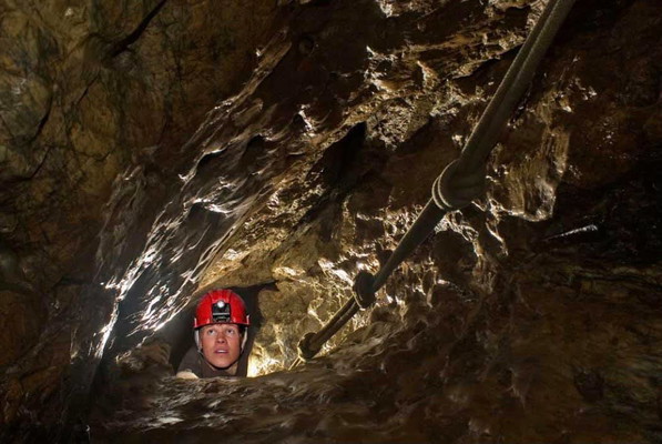 Expedition Crawling and Spelunking Tour