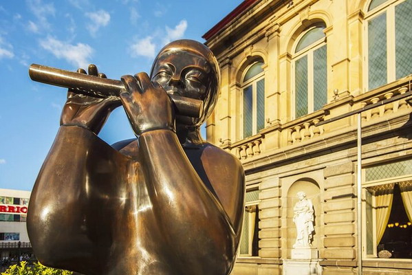 San Jose Guided Walking Tour: Architecture, Culture, Food and History