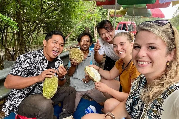 Yogyakarta Cooking Class and Market Tour