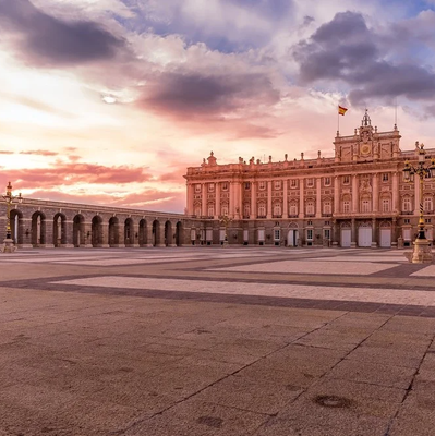Madrid at Sunset with Flamenco Show and Premium Dinner