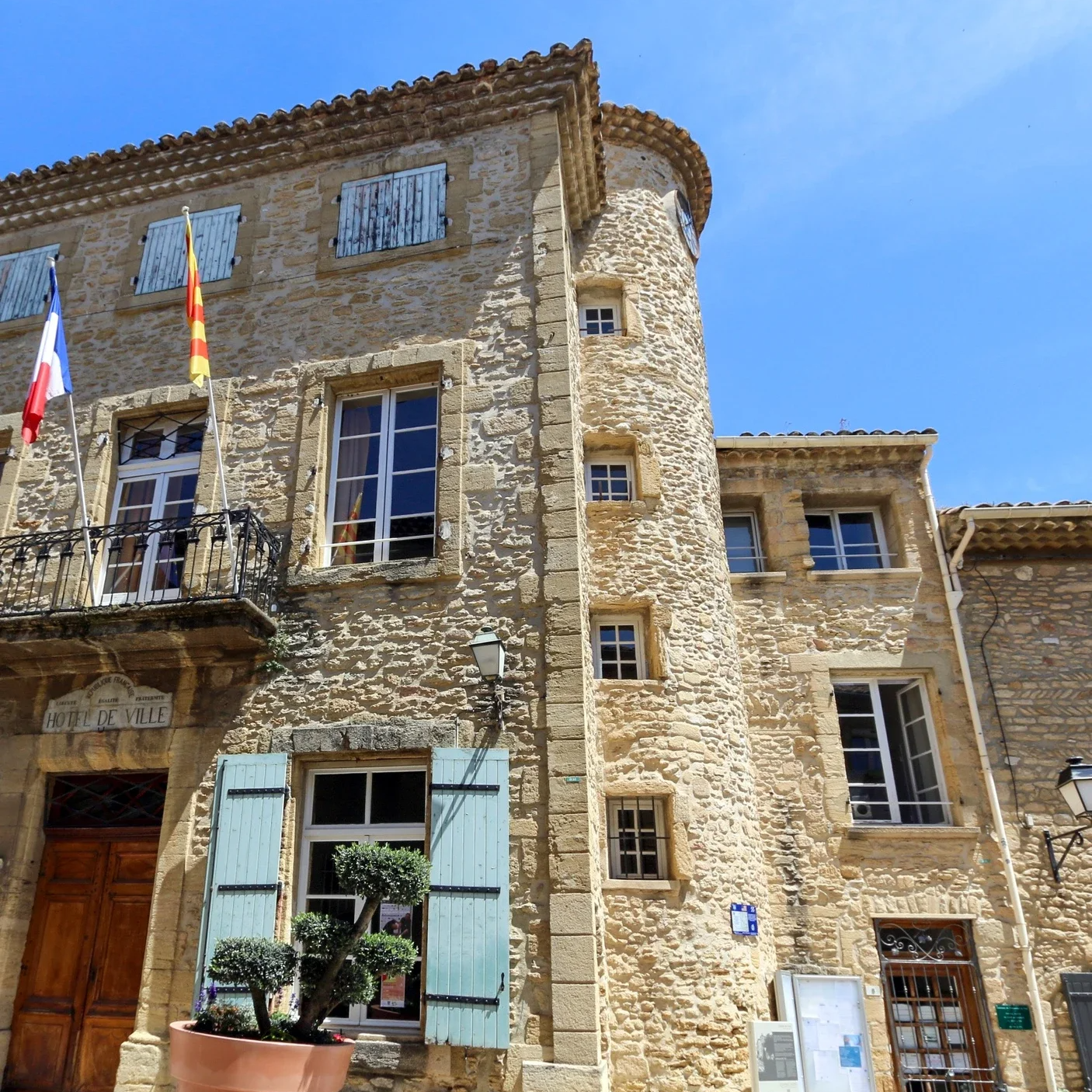 Intensive Vineyard Tour of Châteauneuf du Pape and the Rhône valley