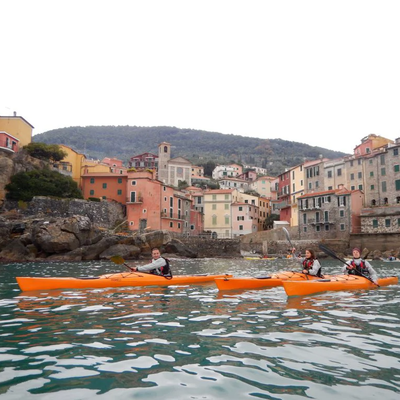 Cinque Terre by Kayak: Morning Tour