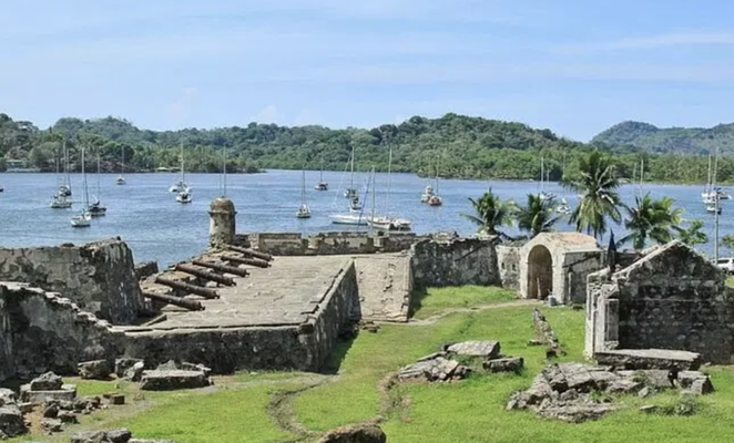 Historic Portobelo and Panama Canal Agua Clara Locks Combo Tour