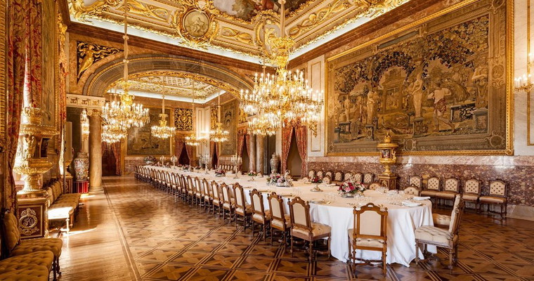 Semi-Private Palacio Real and Old City Majesty
