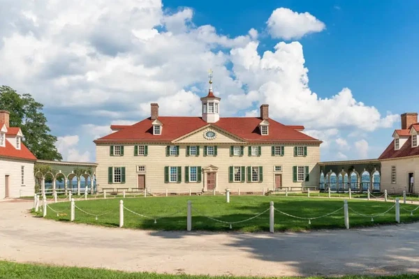 Old Town Alexandria and Mount Vernon Bus Tour