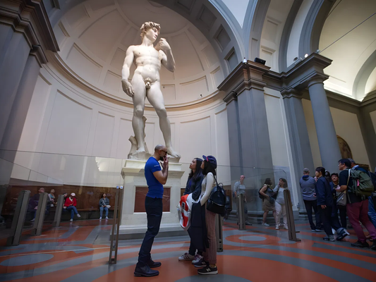 Florence Masterpieces: Uffizi and Accademia with Michelangelo’s David Tour