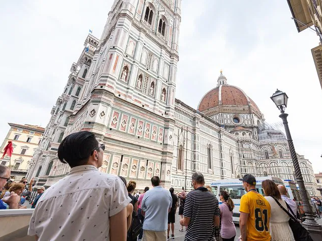 Florence Masterpieces: Uffizi and Accademia with Michelangelo’s David Tour