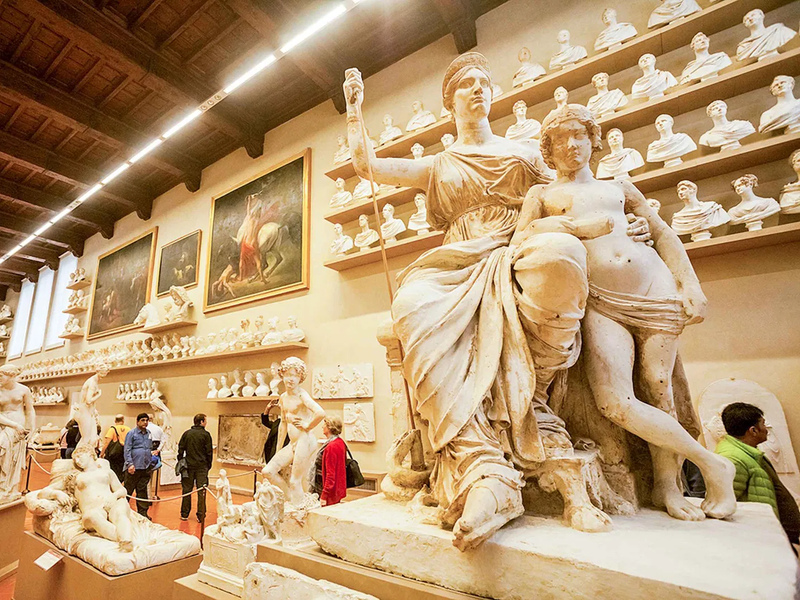 Michelangelo's David and Accademia Express Guided Tour