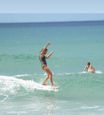 90-Minute Surfing Lesson