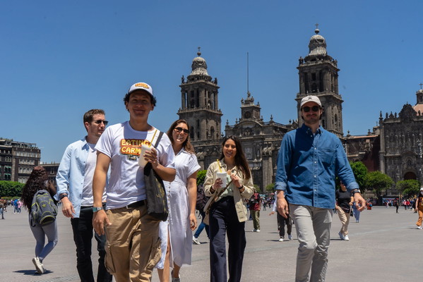Mexico City Historic Center Food Tour: Flavors and History