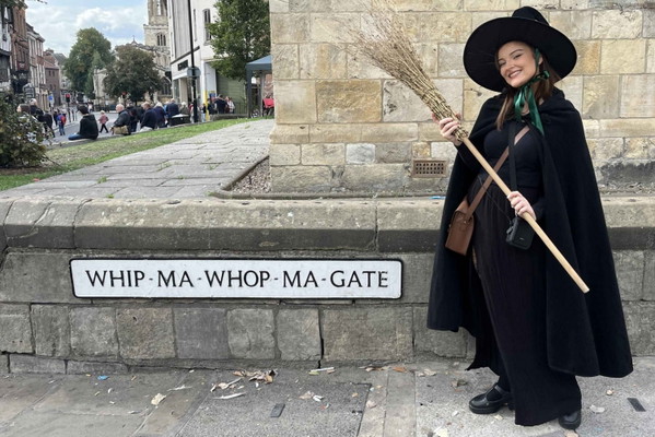 Old Town Witches and History Walking Tour