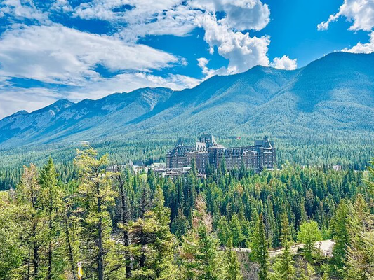 Enchanting Banff National Park Day Tour
