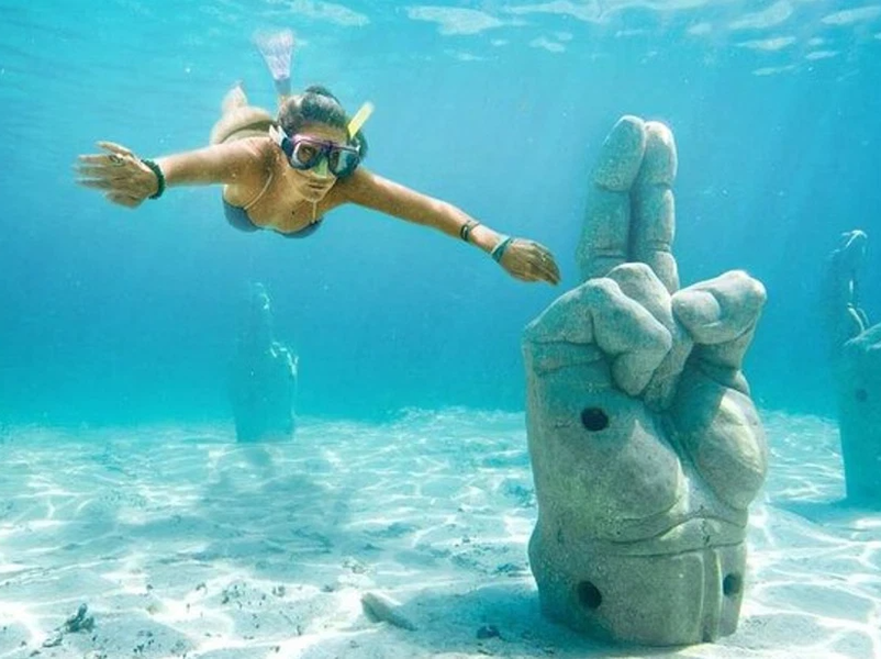 5-in-1 Snorkeling Tour with MUSA, Shipwreck, and Cenotes