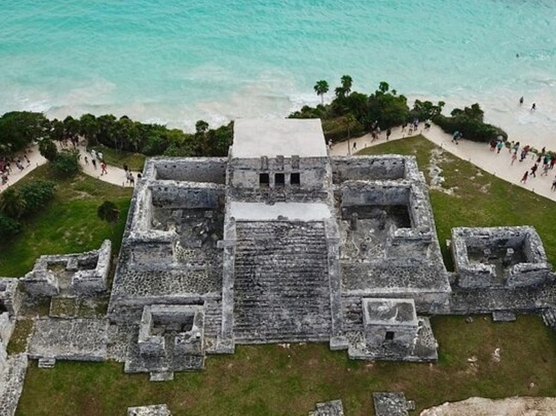 Snorkeling in front of Mayan Ruins
