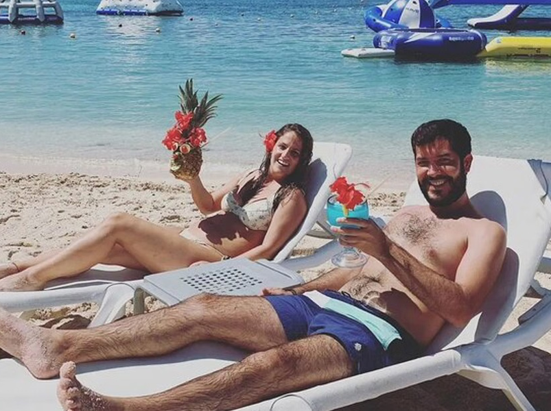 Island Tour: Mayan Ruins, Reef Snorkeling, and Beach Escape