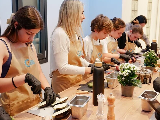 Athens Cooking Class with Wine in a Beautiful Garden