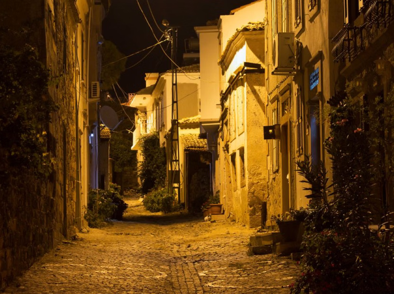 Athens After Dark: Legends, Murders, and Mysteries Tour