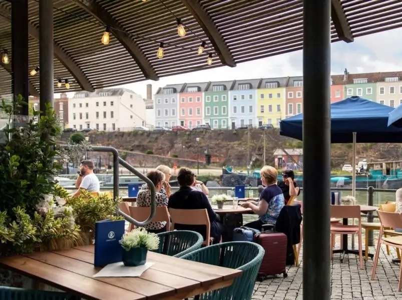 Bristol Street Art and Harborside Tour from London by Train