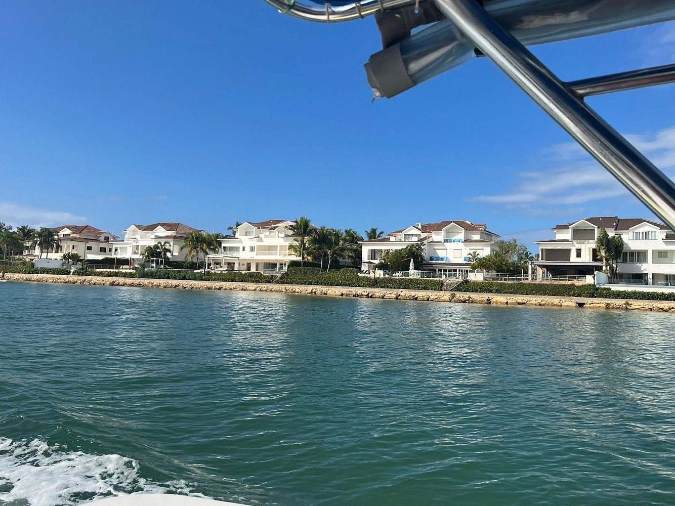 Saona Island and Chavon River Tour with Lunch and Drinks