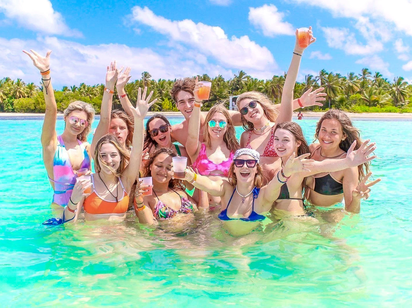 Saona Island Tour with Buffet Lunch, Paella, and Open Bar