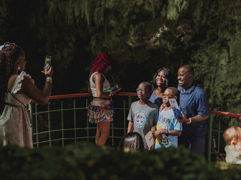 Santo Domingo Tour from Punta Cana with Lunch and Cenote