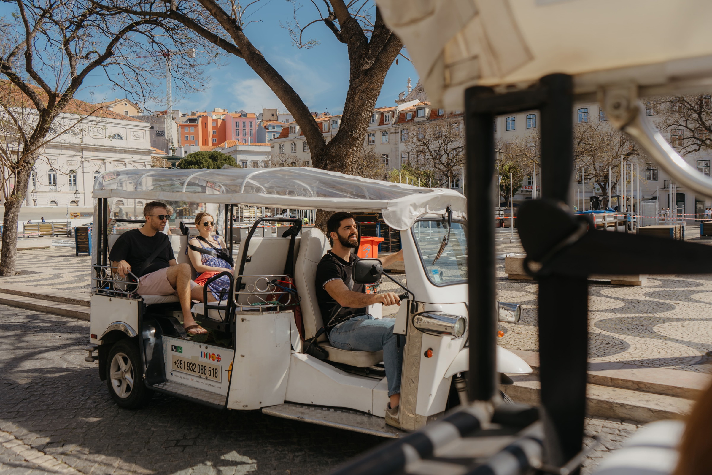 Best of Lisbon Tuk Tuk Food Tour