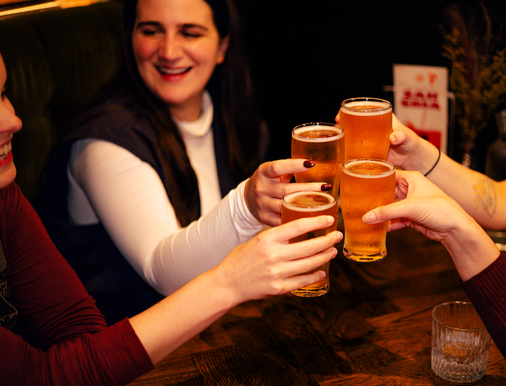 Eating Edinburgh: Old Town Small-Group Food Tour with Drinks