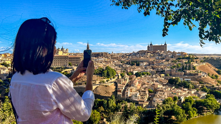 Day Tour to Toledo and Segovia