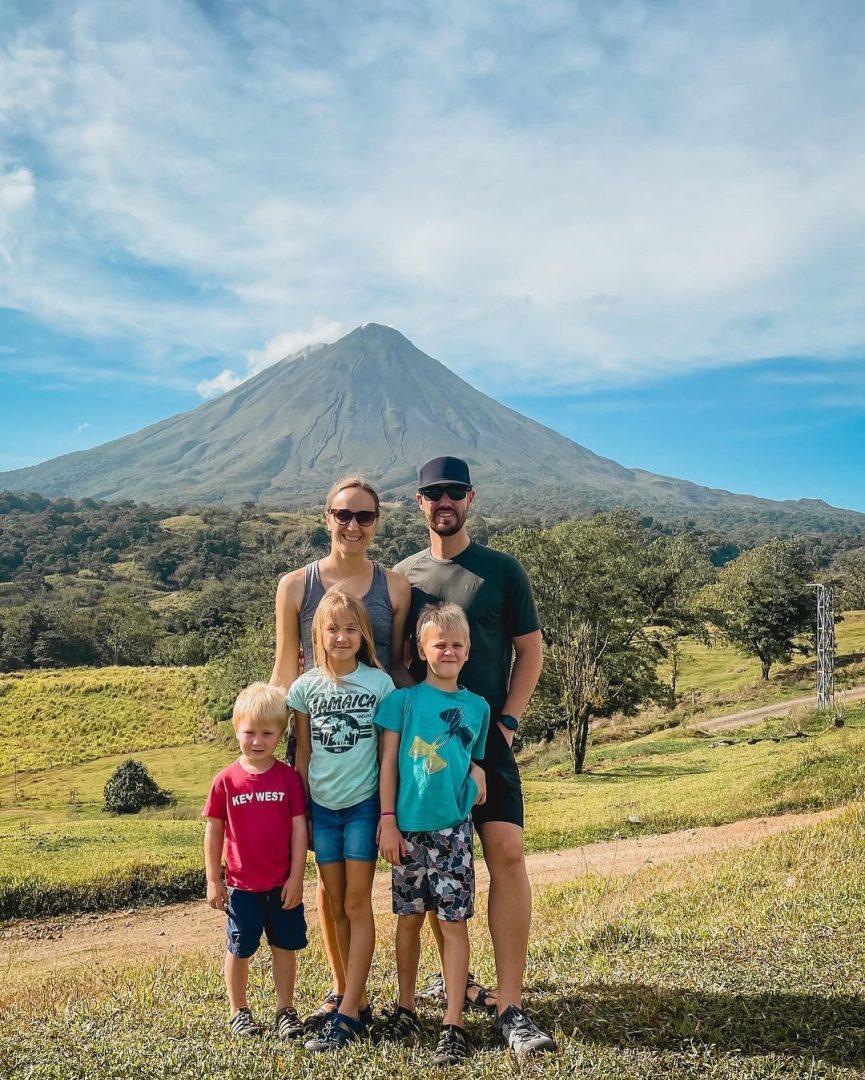 Arenal Volcano Hike and La Fortuna Waterfall with Lunch .