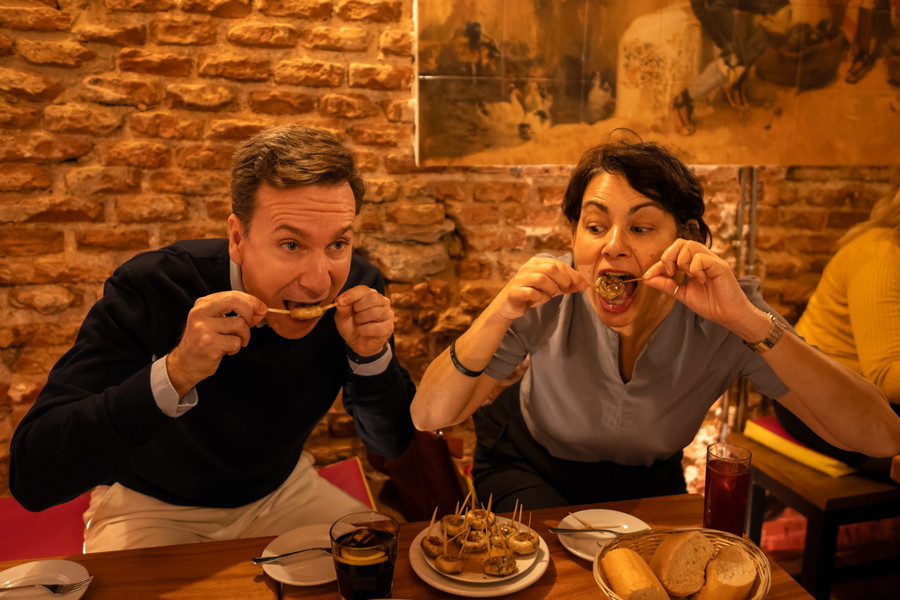 Eating Madrid: Food Walking Tour, Small-Group Tapas and Wine