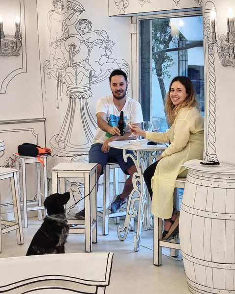 Eating Madrid: Food Walking Tour, Small-Group Tapas and Wine